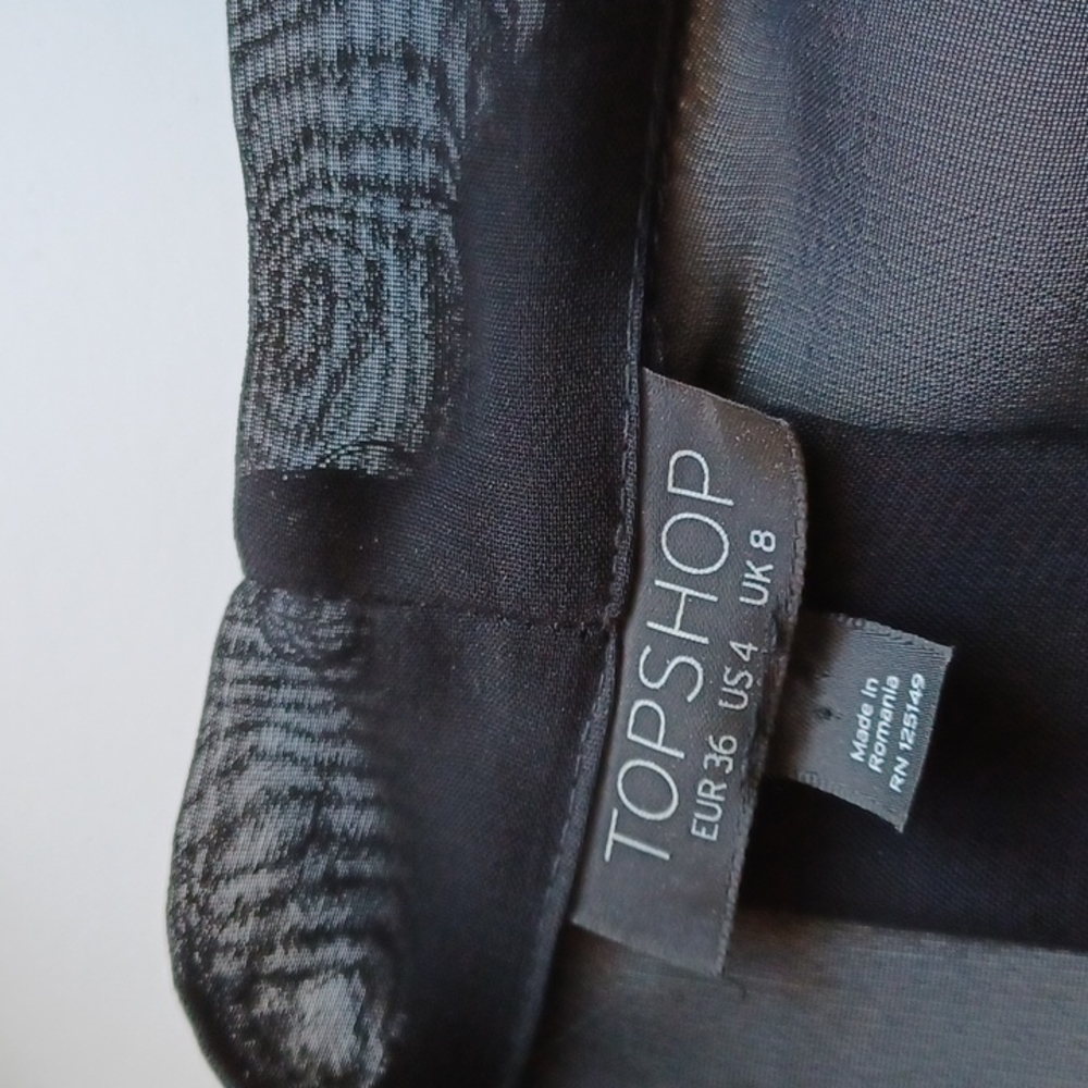 TOPSHOP BLACK BLAUSE Size 4 - Picture 3 of 6